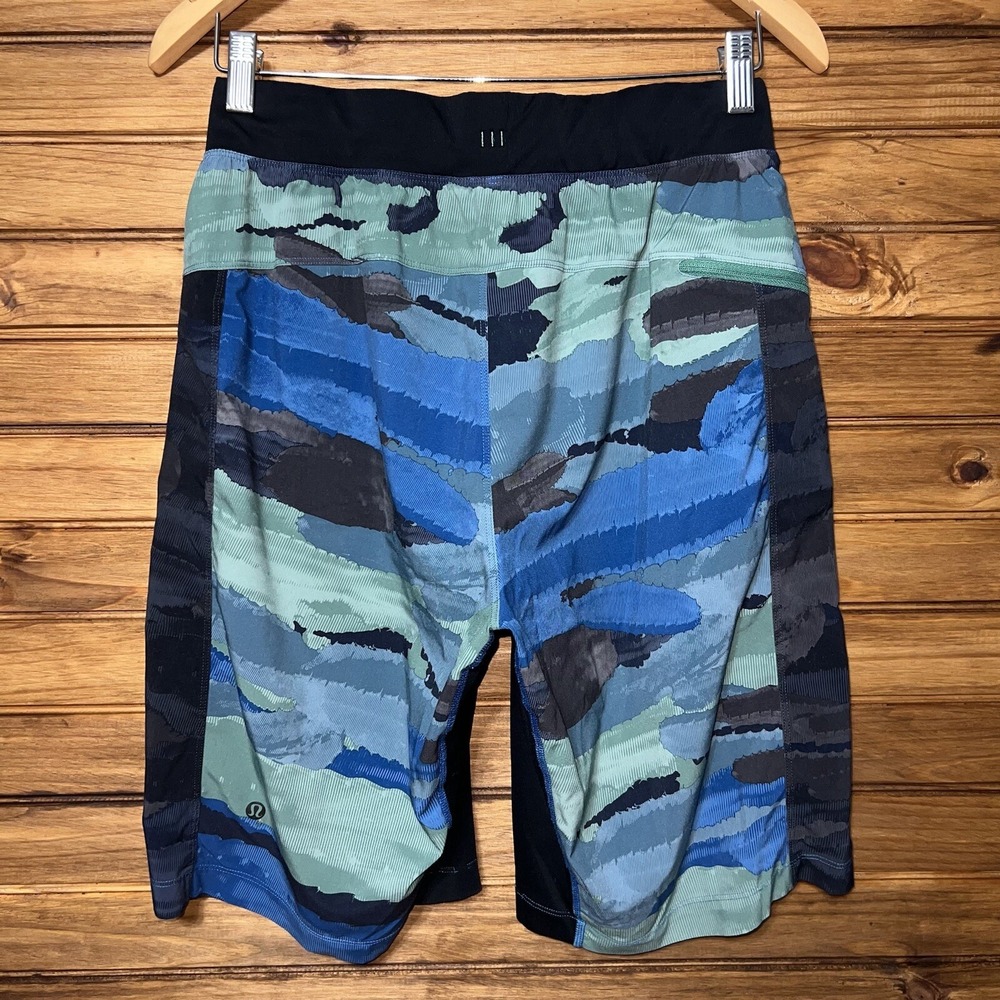 Lululemon Athletic Shorts Mens Small Gym Training Workout Multicolor Pockets - Picture 2 of 9